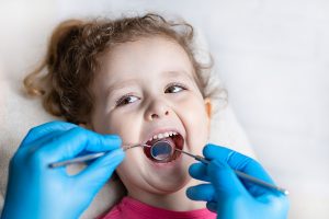 Лікування дитячих зубів - всі важливі аспекти даного питання 