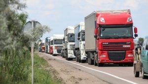Вантажні перевезення з Польщі в Україну: чому важливо звернутися до грамотних спеціалістів