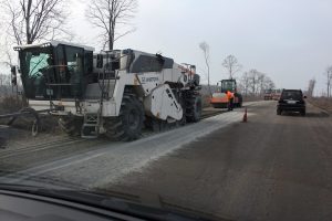 Чим відрізняється професійний ремонт бетонних доріг