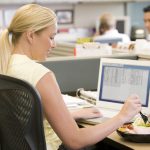 Збалансований обід для офісного працівника: що має бути в тарілці