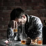Коли алкоголь починає керувати життям: шлях від усвідомлення проблеми до відновлення